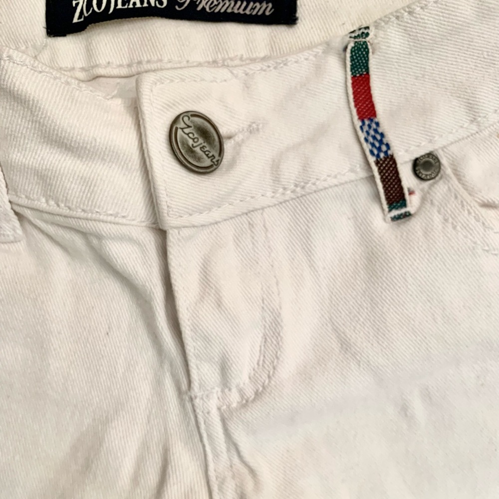 ZCO • White Jean Shorts - Picture 5 of 14